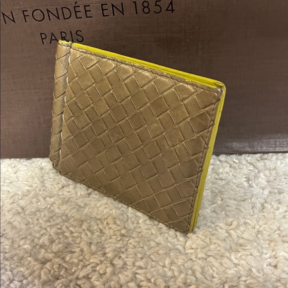Bottega Veneta Beige woven leather wallet
